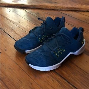 Nike work out/running shoes